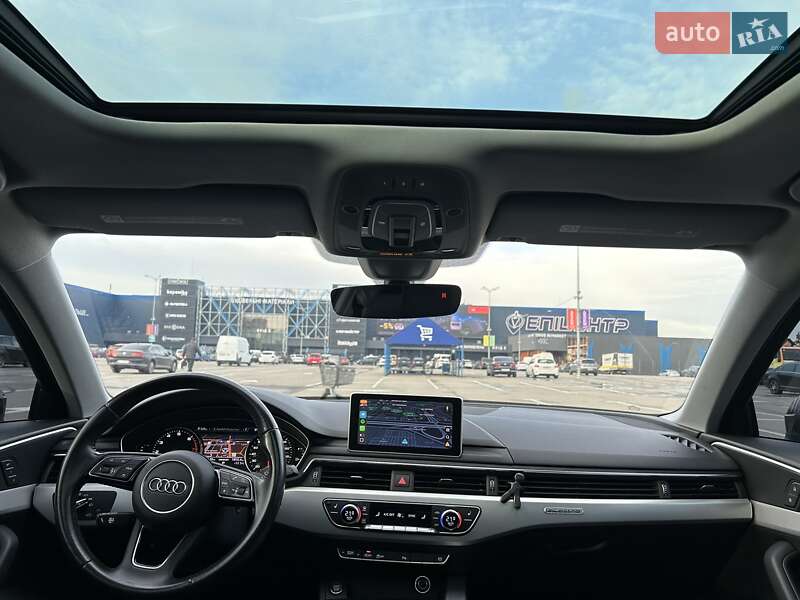 Седан Audi A4 2017 в Киеве
