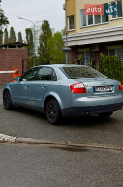 Седан Audi A4 2003 в 