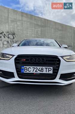 Седан Audi A4 2014 в 