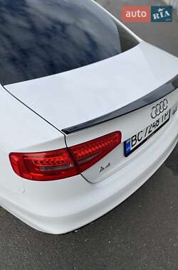 Седан Audi A4 2014 в 