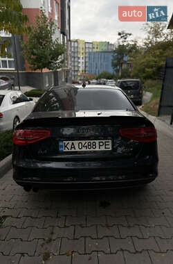 Седан Audi A4 2013 в Ирпене