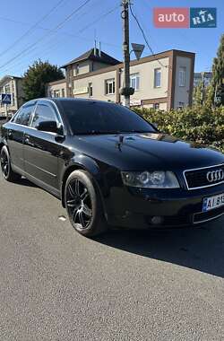 Седан Audi A4 2004 в Вышгороде
