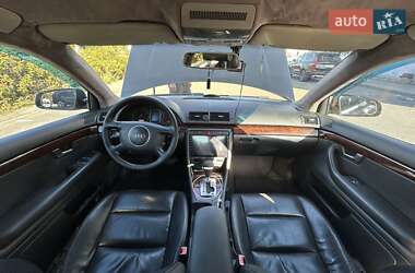 Седан Audi A4 2004 в 