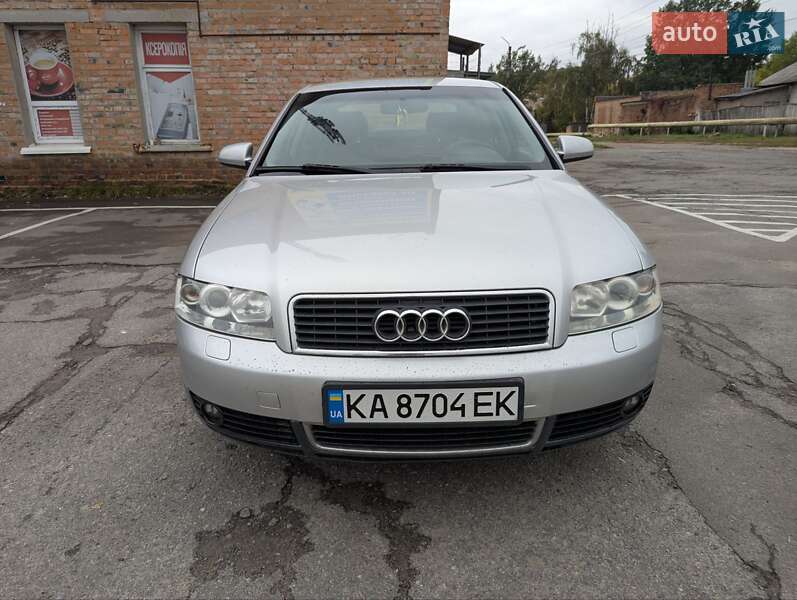 Седан Audi A4 2002 в 