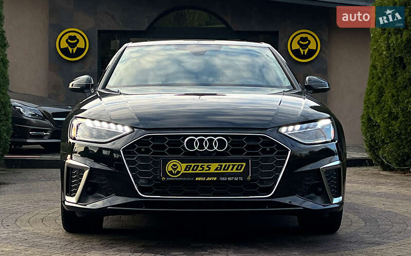 Седан Audi A4 2022 в Львове