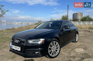 Седан Audi A4 2013 в 