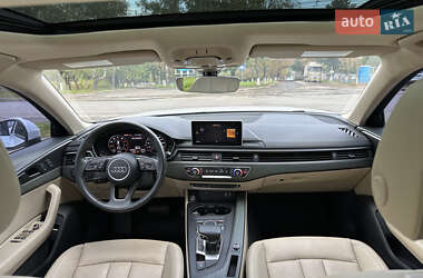 Седан Audi A4 2018 в 