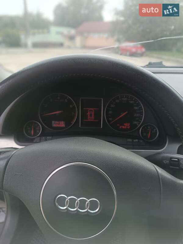 Универсал Audi A4 2002 в Городке