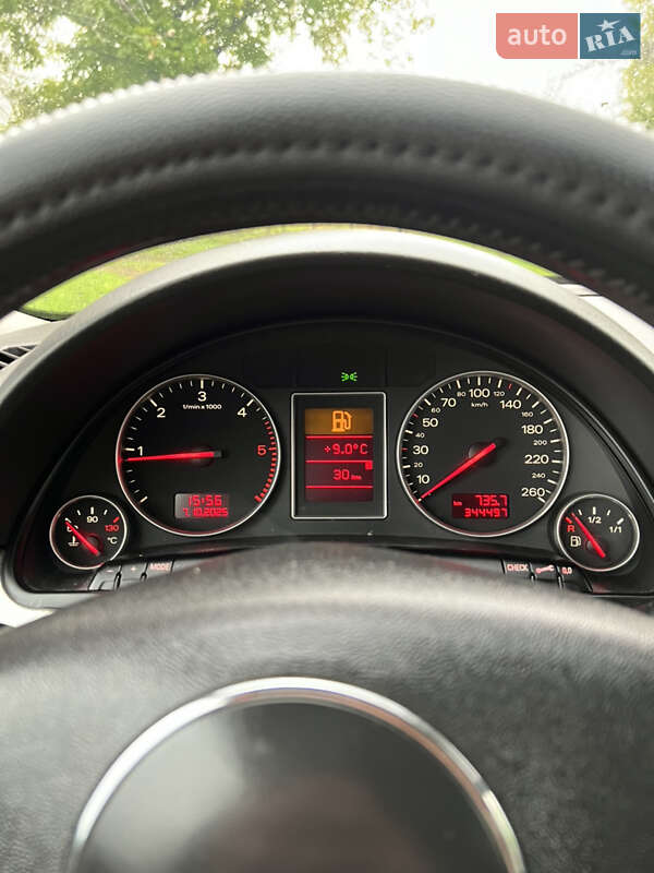 Седан Audi A4 2000 в Косове