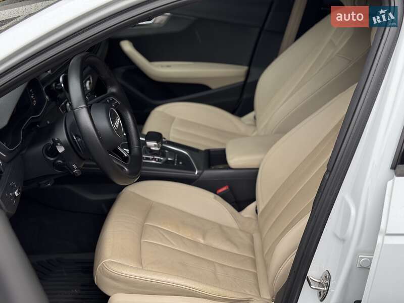 Седан Audi A4 2017 в Киеве