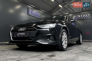 Седан Audi A4 2020 в 