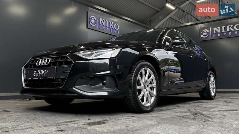 Седан Audi A4 2020 в Киеве