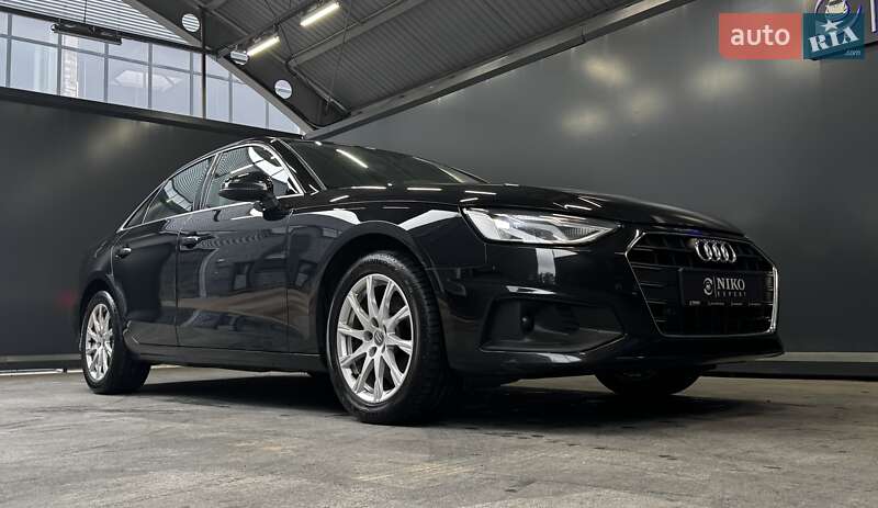 Седан Audi A4 2020 в Киеве