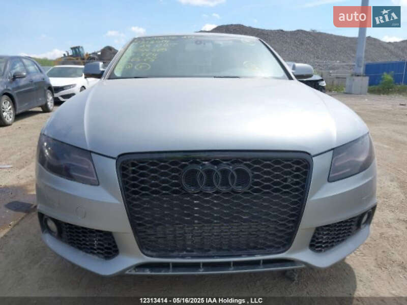 Седан Audi A4 2011 в Ровно