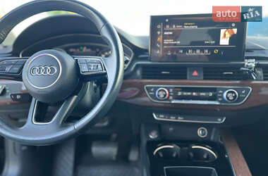 Седан Audi A4 2020 в Киеве