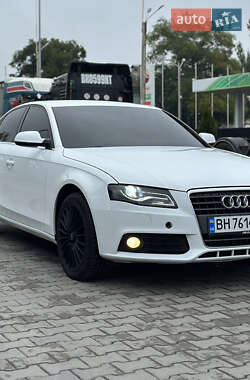 Седан Audi A4 2010 в 