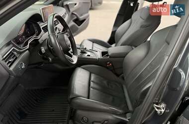 Седан Audi A4 2019 в 