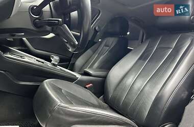 Седан Audi A4 2015 в 