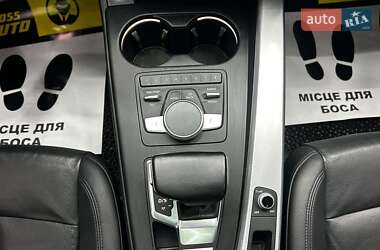 Седан Audi A4 2015 в 