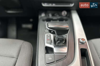 Универсал Audi A4 2016 в 