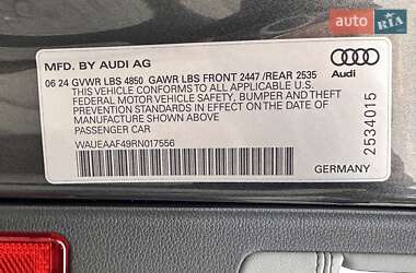 Седан Audi A4 2024 в Львове