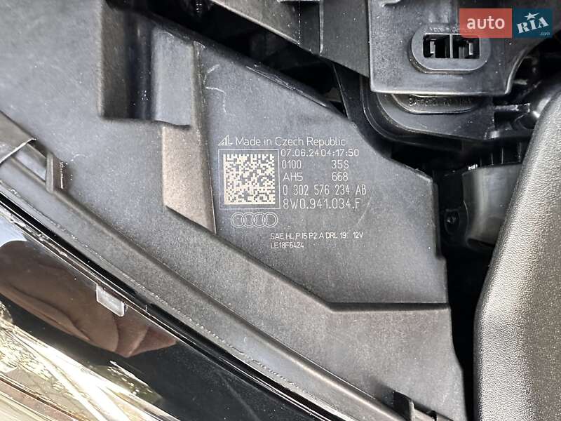 Седан Audi A4 2024 в Львове