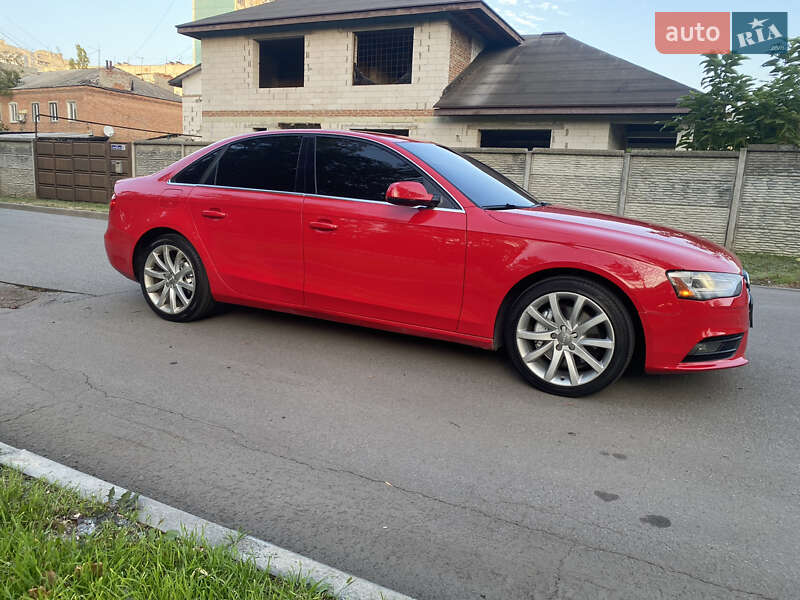 Седан Audi A4 2012 в Харкові