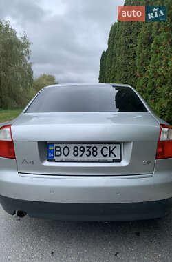 Седан Audi A4 2001 в 