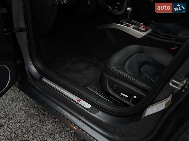 Седан Audi A4 2014 в Луцке