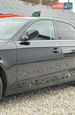 Седан Audi A4 2010 в 