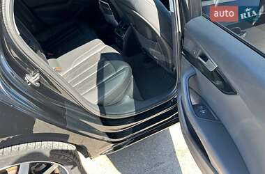 Седан Audi A4 2018 в 