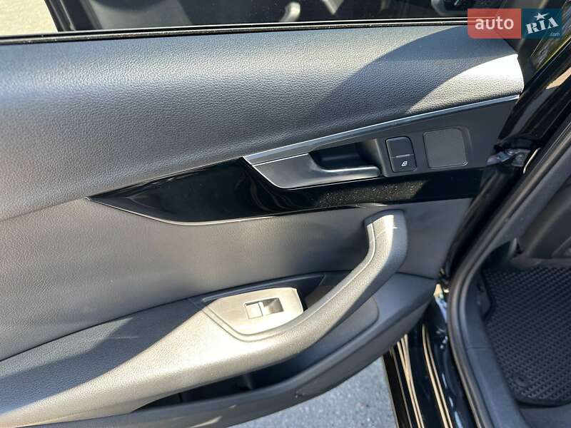Седан Audi A4 2018 в Харькове