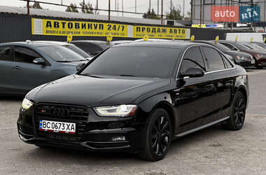Седан Audi A4 2014 в Днепре