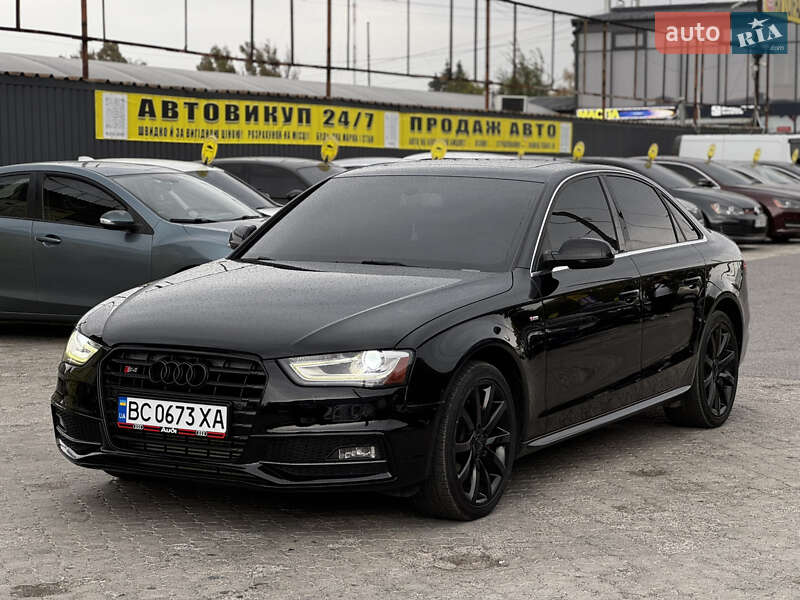 Седан Audi A4 2014 в 