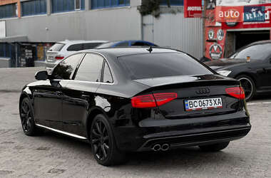 Седан Audi A4 2014 в 