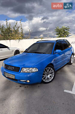 Універсал Audi A4 2000 в Дніпрі