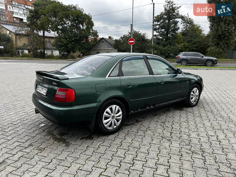Седан Audi A4 1997 в Хмельницком