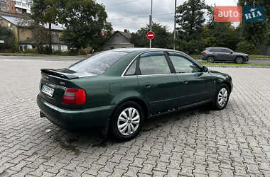 Седан Audi A4 1997 в 