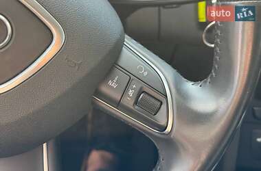 Седан Audi A4 2014 в 