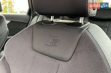 Седан Audi A4 2021 в 
