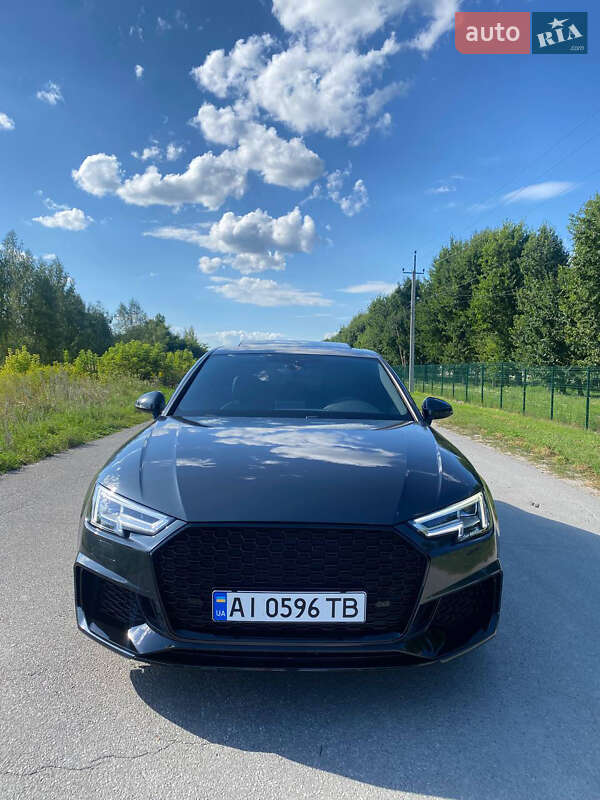 Седан Audi A4 2016 в Киеве