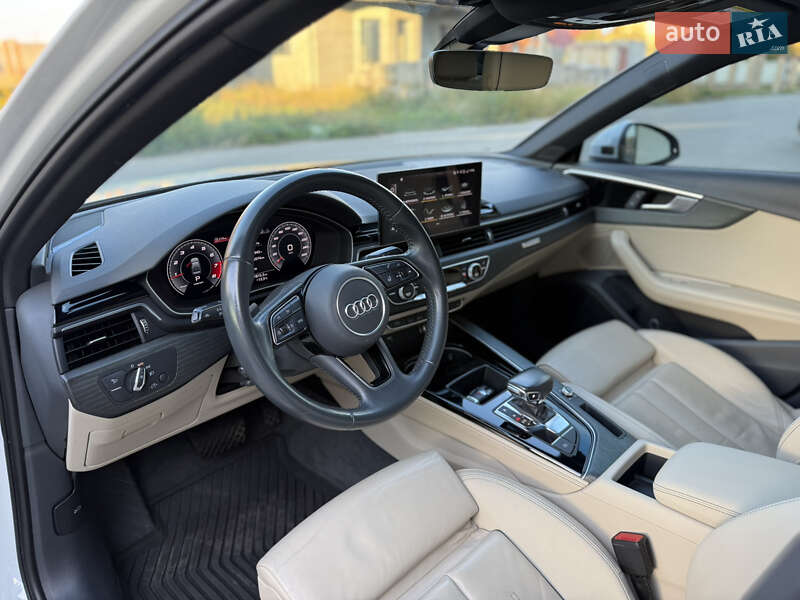 Седан Audi A4 2020 в Луцьку