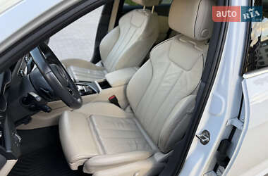Седан Audi A4 2020 в 