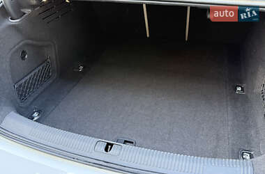 Седан Audi A4 2020 в 