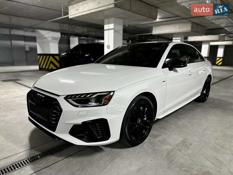 Седан Audi A4 2020 в Дніпрі