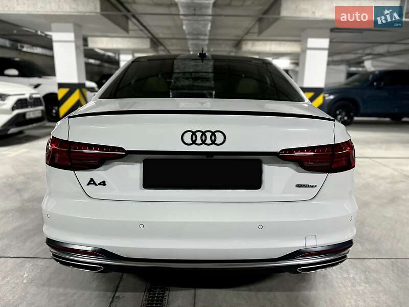 Седан Audi A4 2020 в Дніпрі