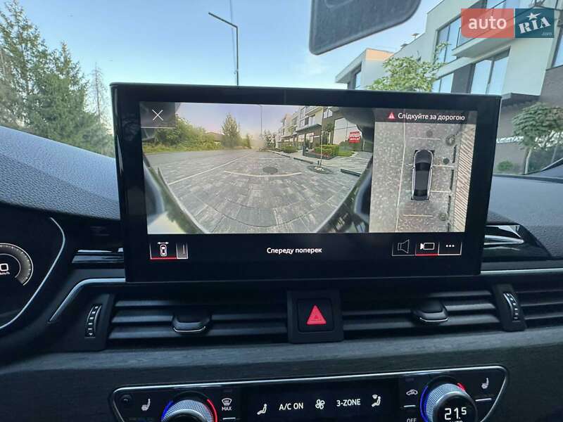 Седан Audi A4 2020 в Перечині