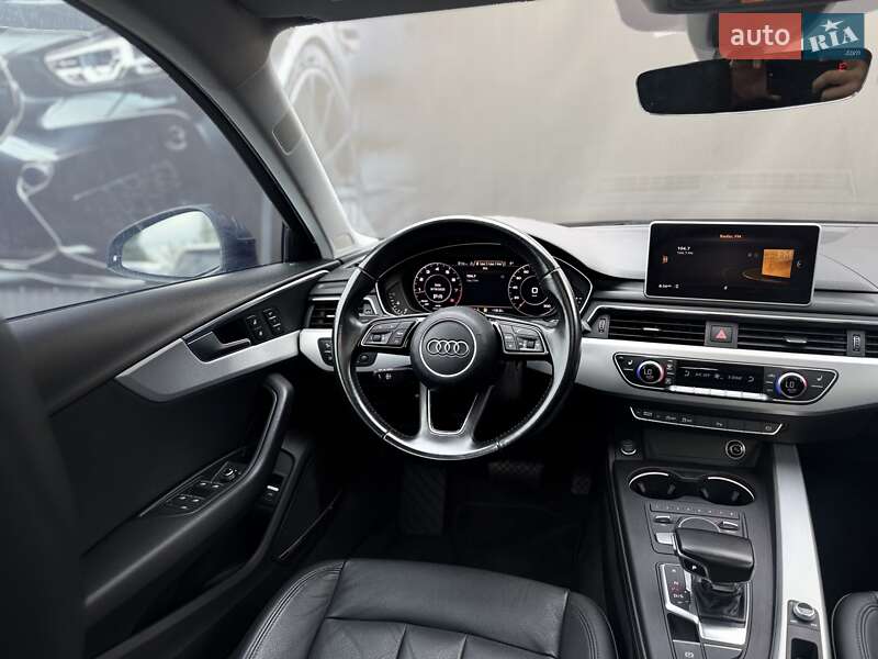 Седан Audi A4 2017 в Львові