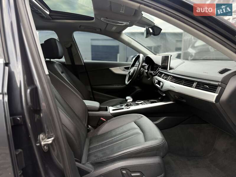 Седан Audi A4 2017 в Львові