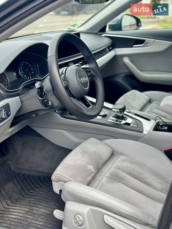 Универсал Audi A4 2017 в Одессе